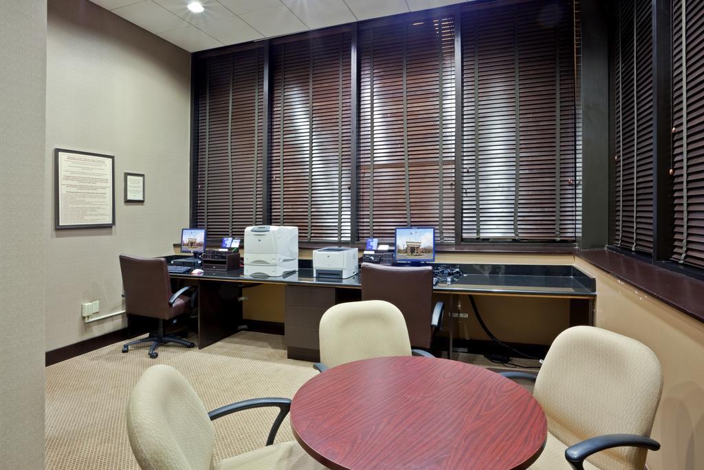 Holiday Inn Olathe Medical Center 设施 照片